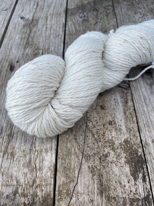 GOR Woollen Mill - La Bella Wool Dk Skein