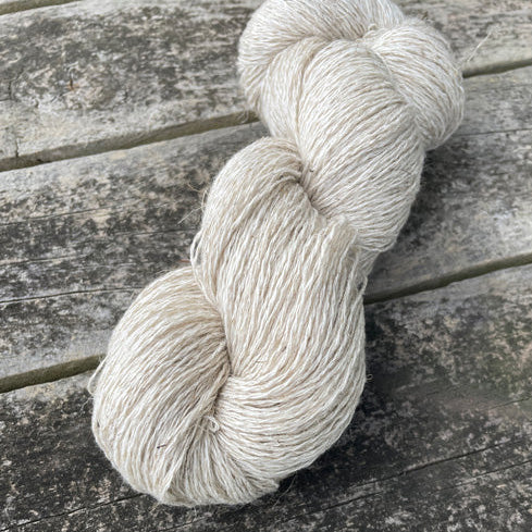 GOR Woollen Mill - Summer Fiesta Semi-Worsted Skein - Oatmeal
